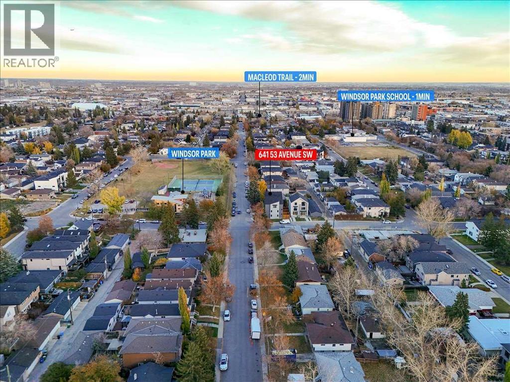 Single Family House for Sale in   Avenue SW Windsor Park Calgary 