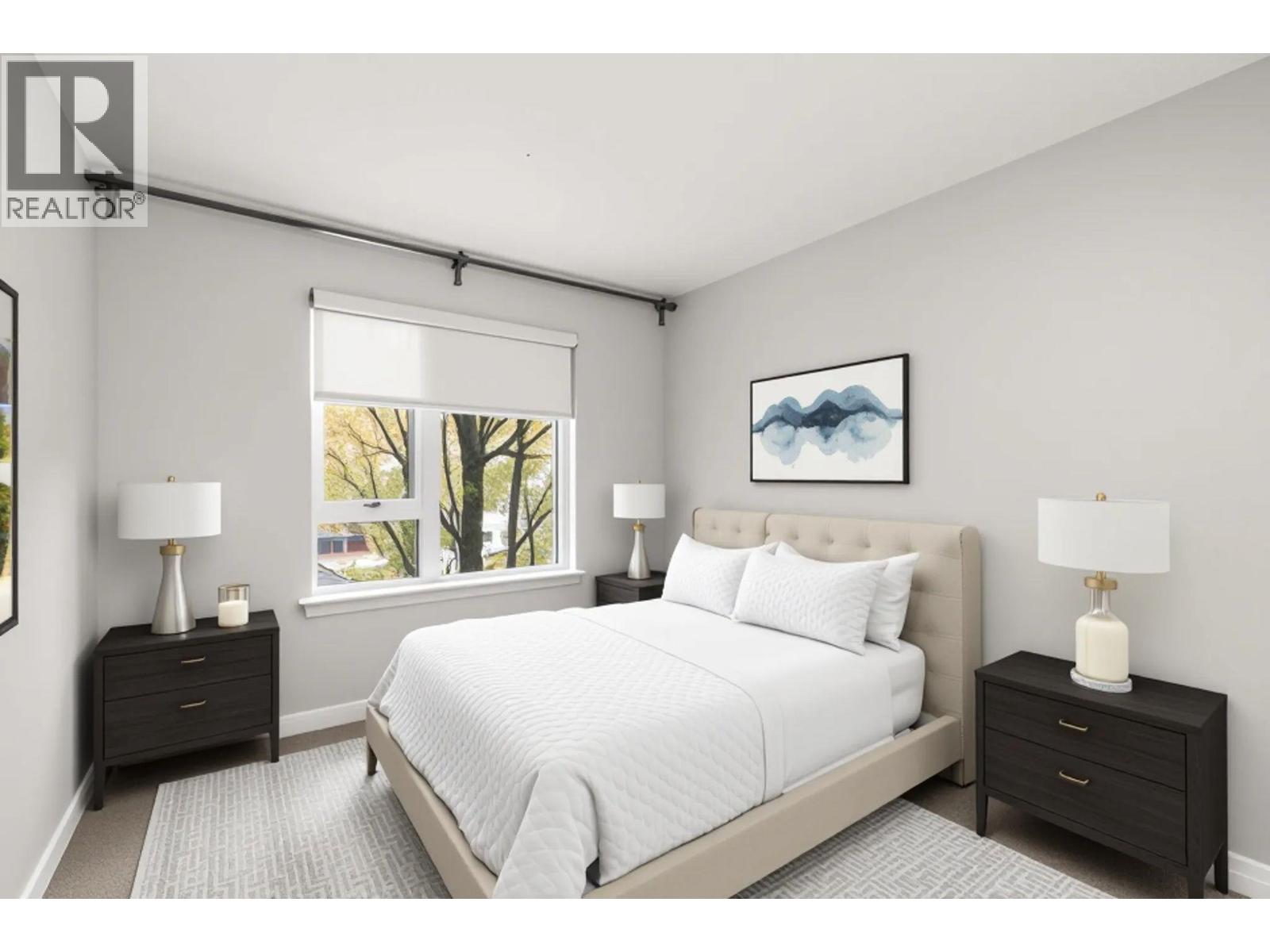 207 111 E 3RD STREET, North Vancouver