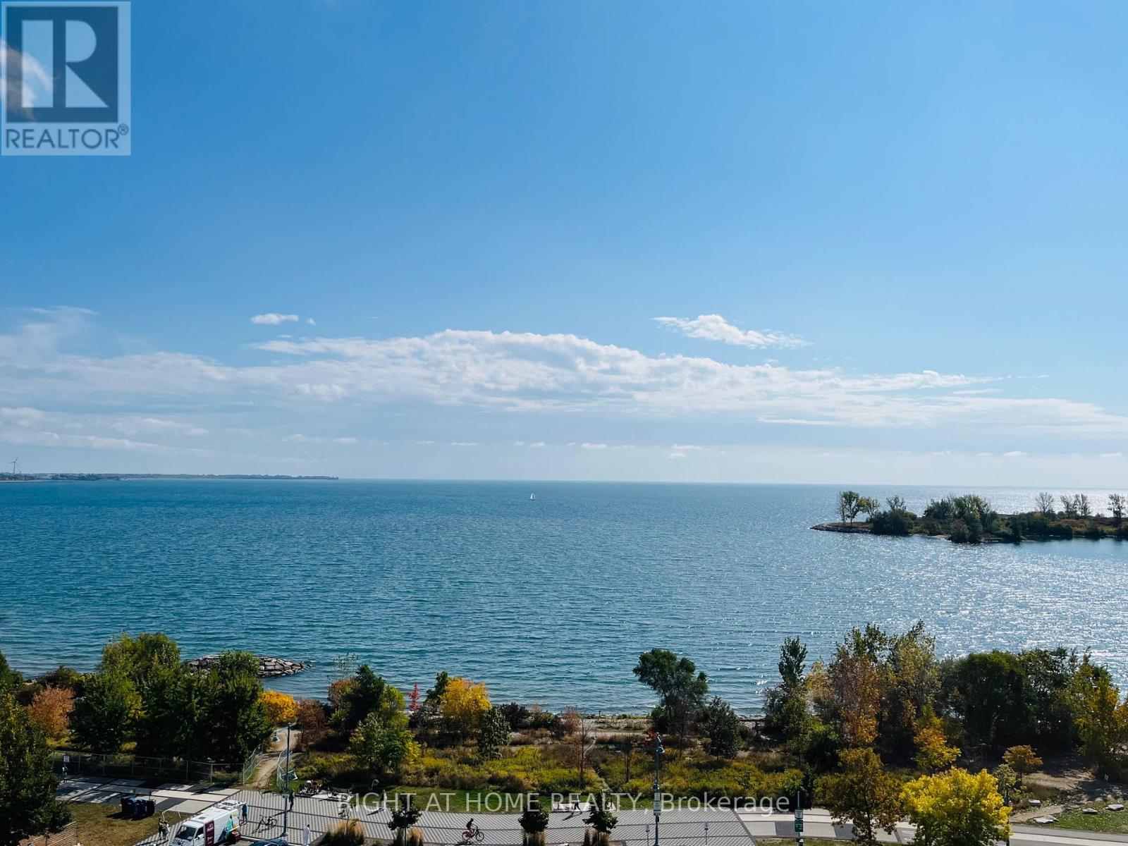 Listing photo of LPH19 - 2095 LAKE SHORE BOULEVARD W