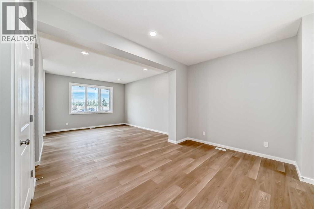 Single Family House for Sale in  Bartlett Crescent SE Rangeview Calgary 