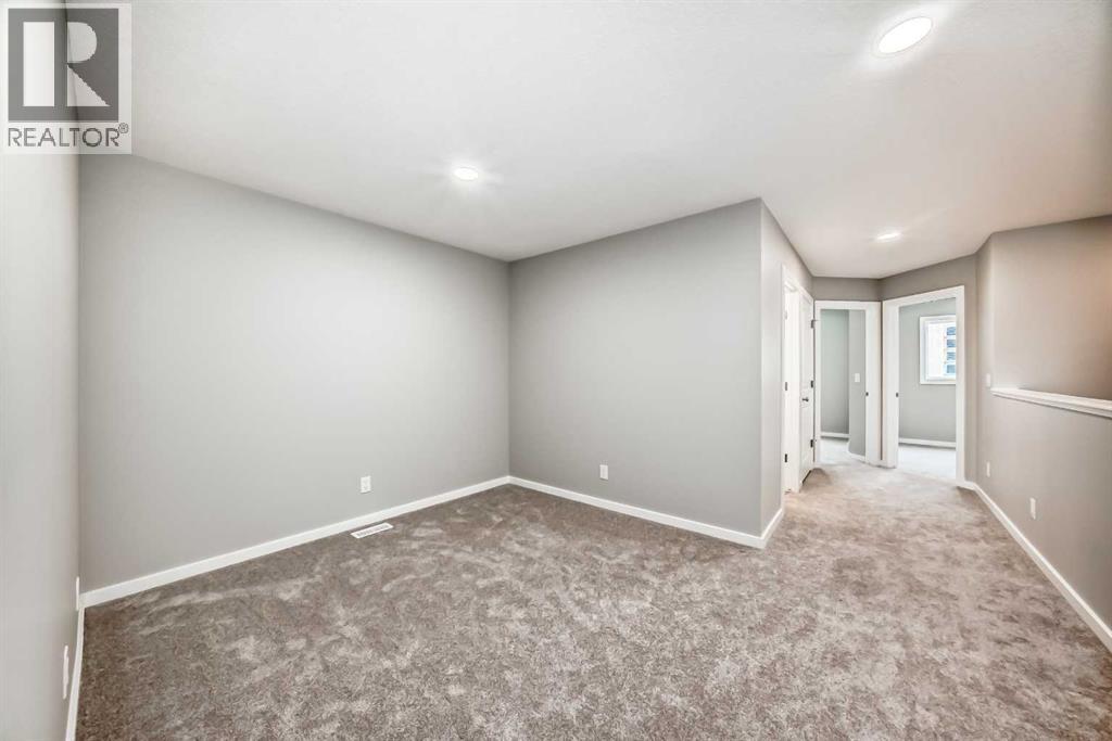 Single Family House for Sale in  Bartlett Crescent SE Rangeview Calgary 