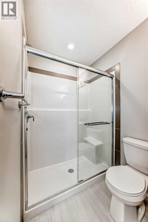 Single Family House for Sale in  Bartlett Crescent SE Rangeview Calgary 