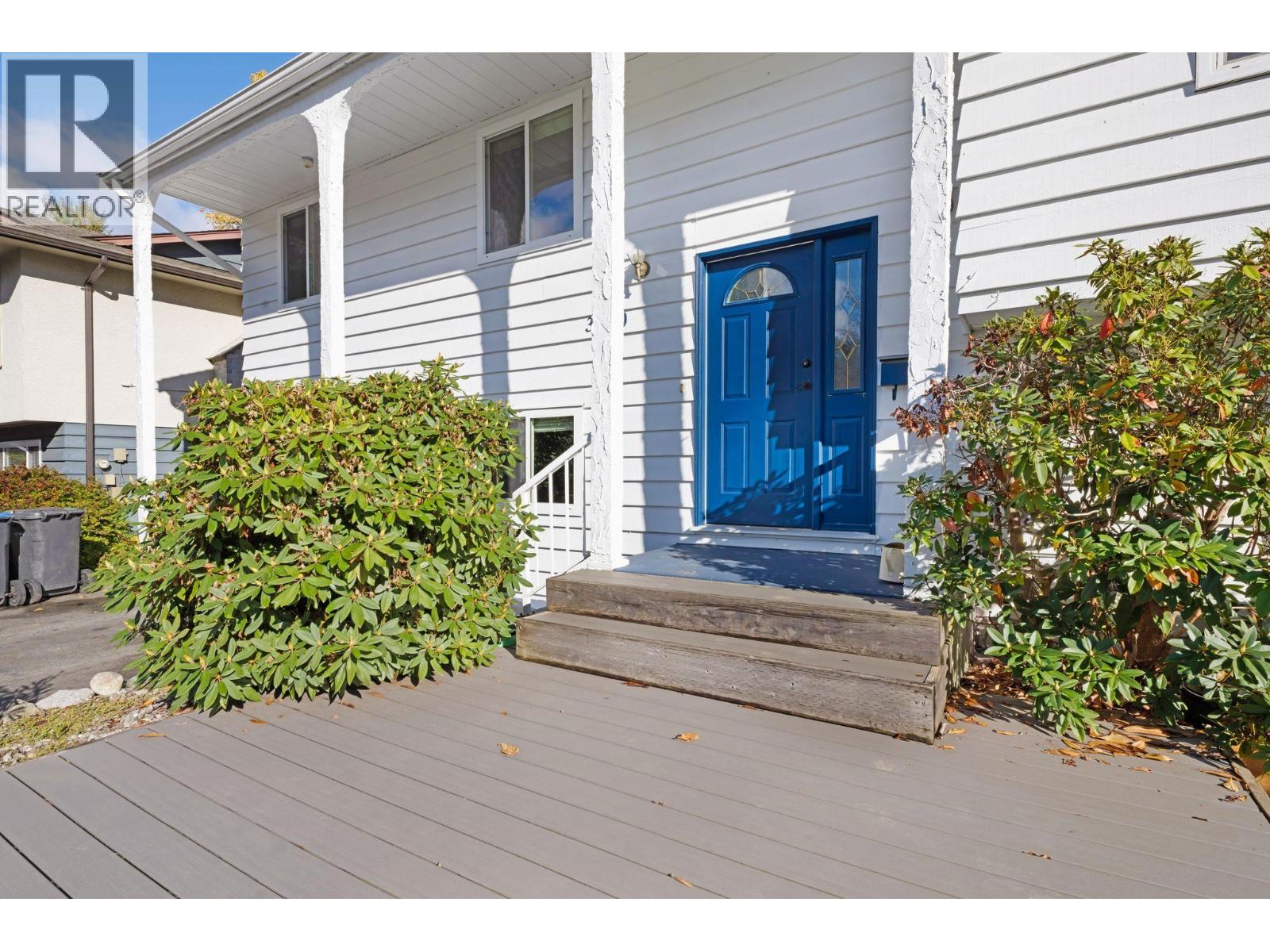 3870 RICHMOND STREET, Port Coquitlam