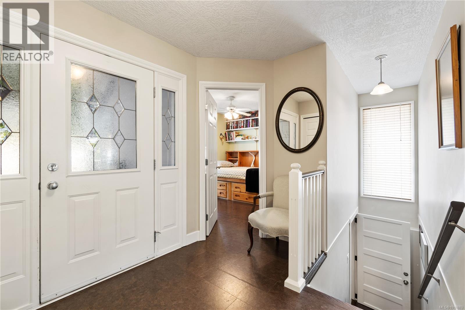 5524 Avro Way, Nanaimo