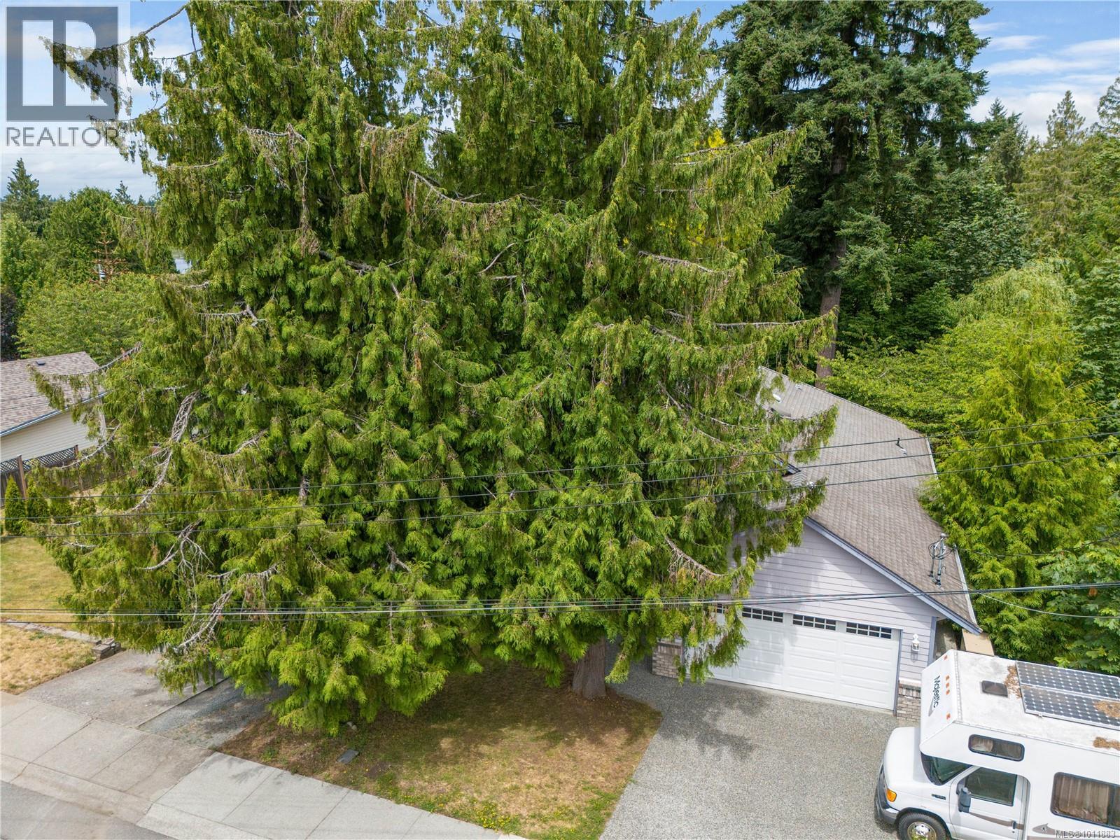 5524 Avro Way, Nanaimo