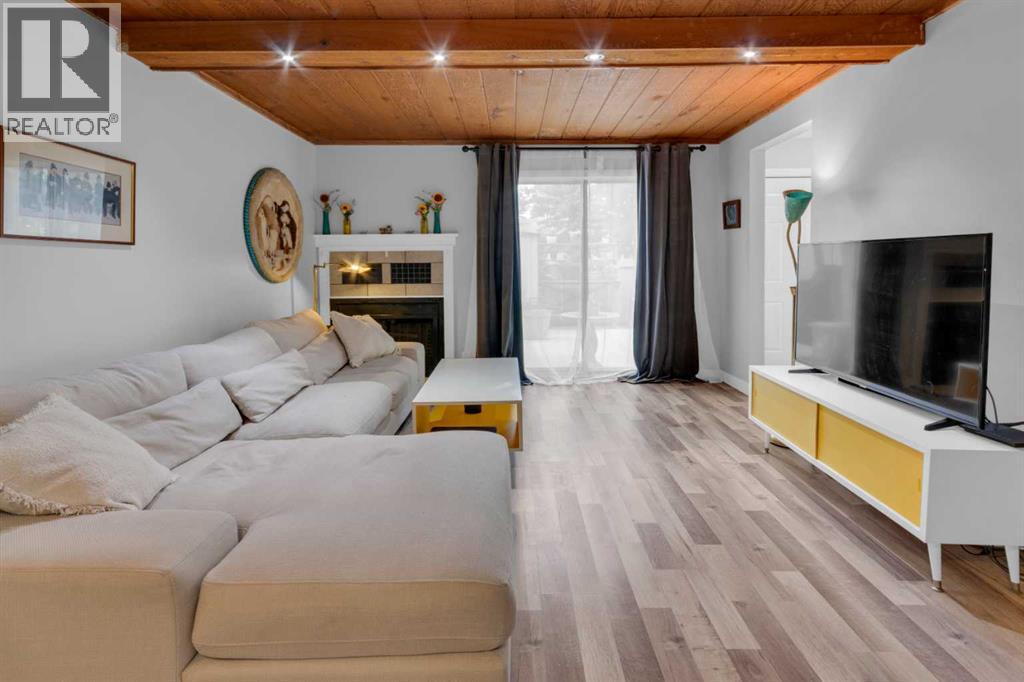 Single Family House for Sale in    Avenue SE Penbrooke Meadows Calgary 