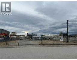  365 Cherry Avenue, Penticton