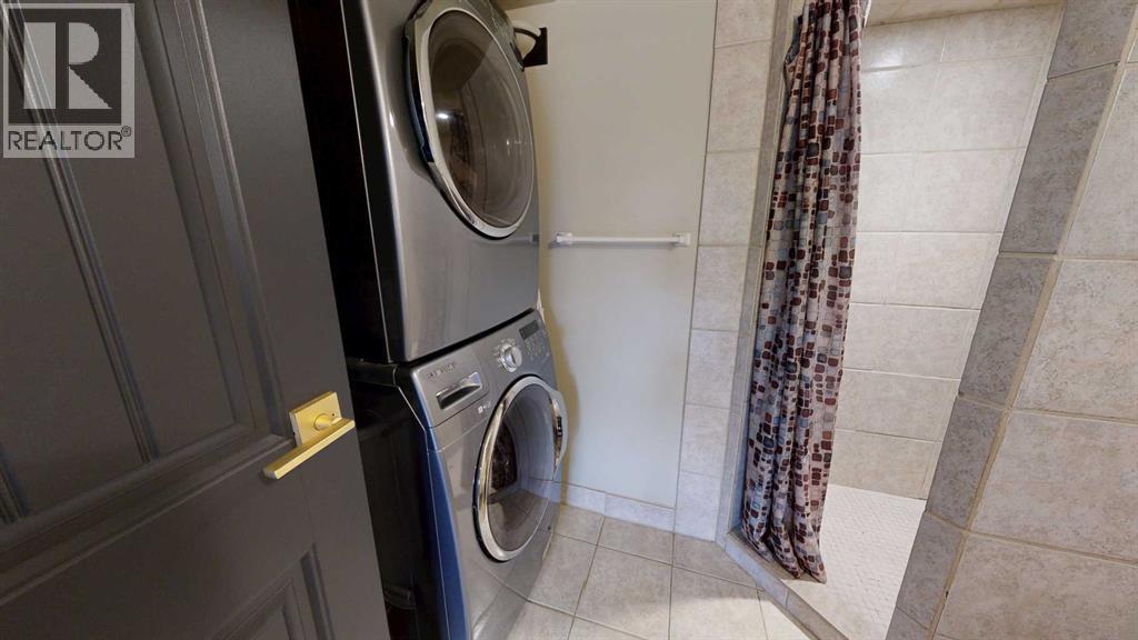 Single Family House 4 Level for Sale in   Avenue Rosedale Stettler 