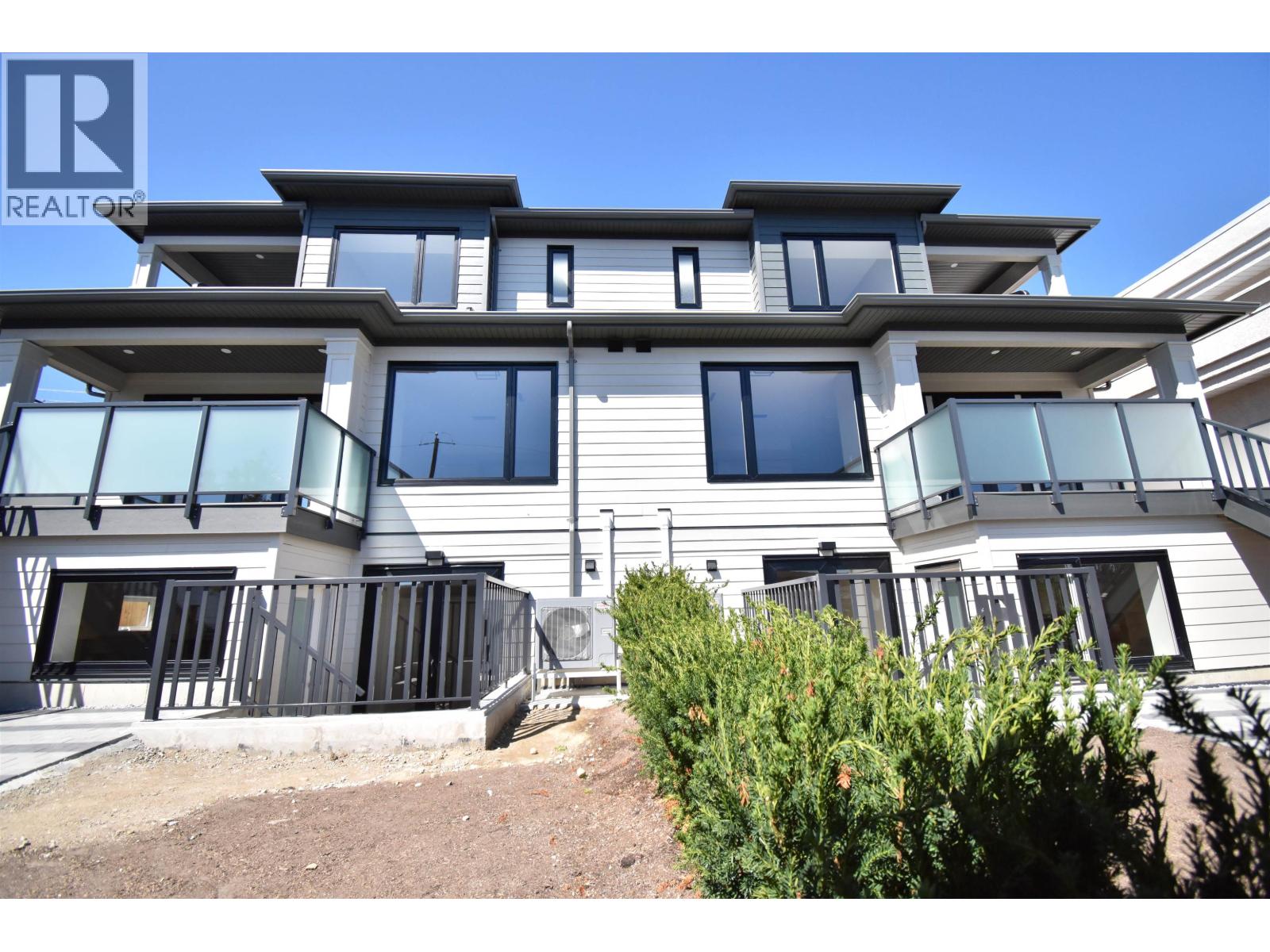 6252 KITCHENER STREET, Burnaby