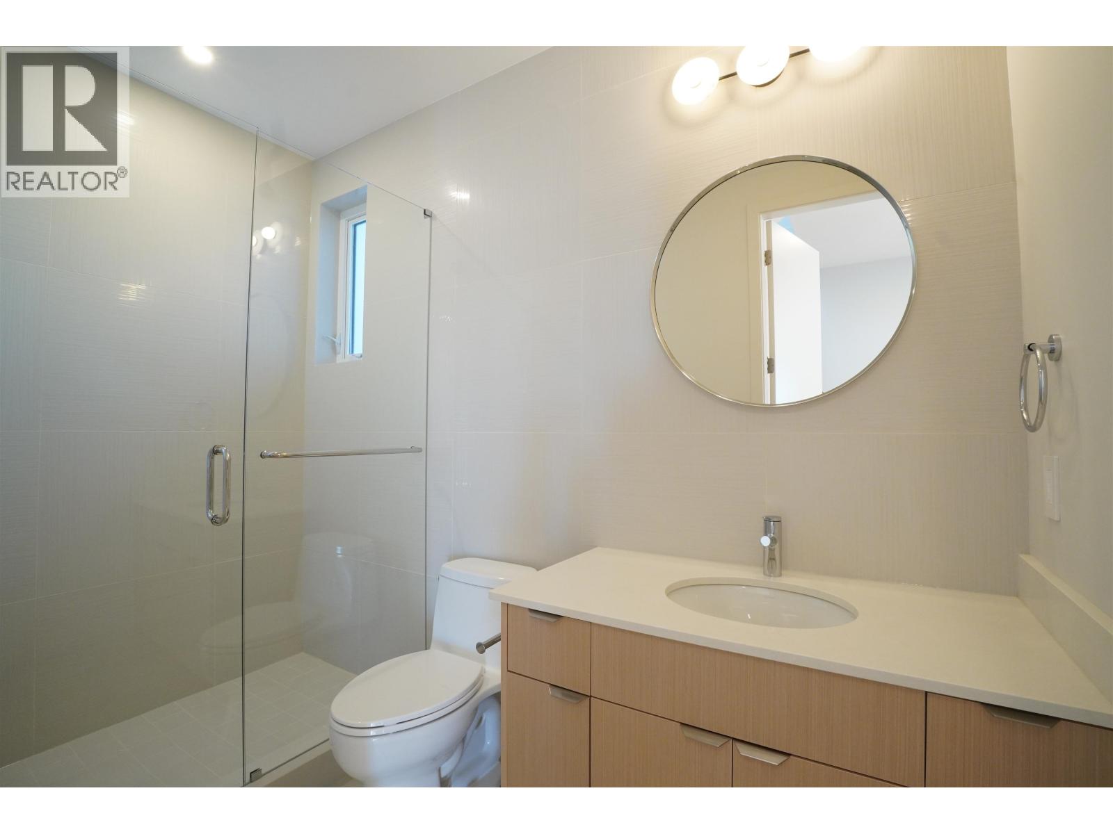 6252 KITCHENER STREET, Burnaby