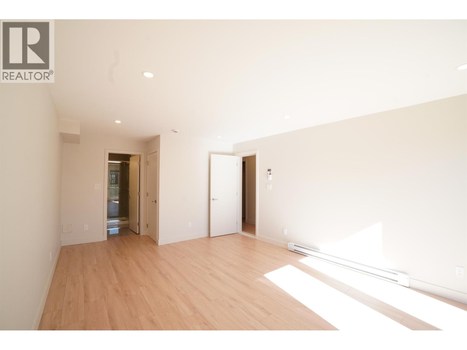 6252 KITCHENER STREET, Burnaby