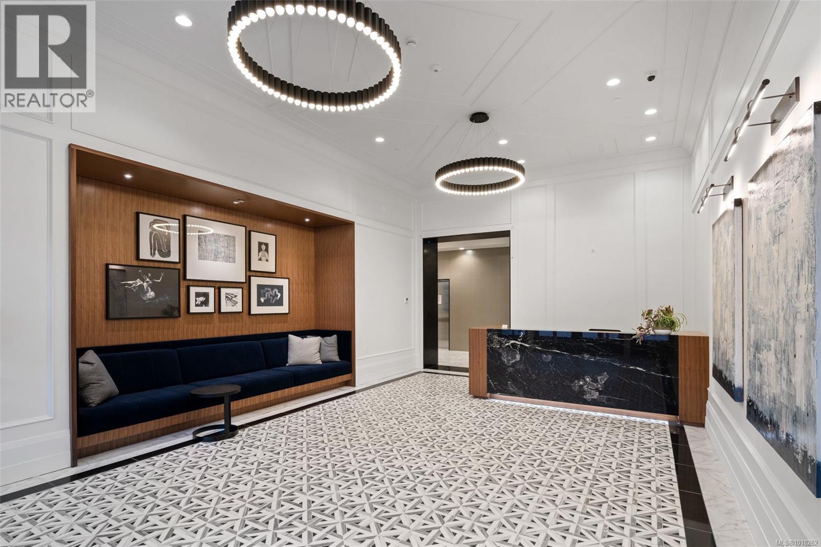 503 888 Government St, Victoria
