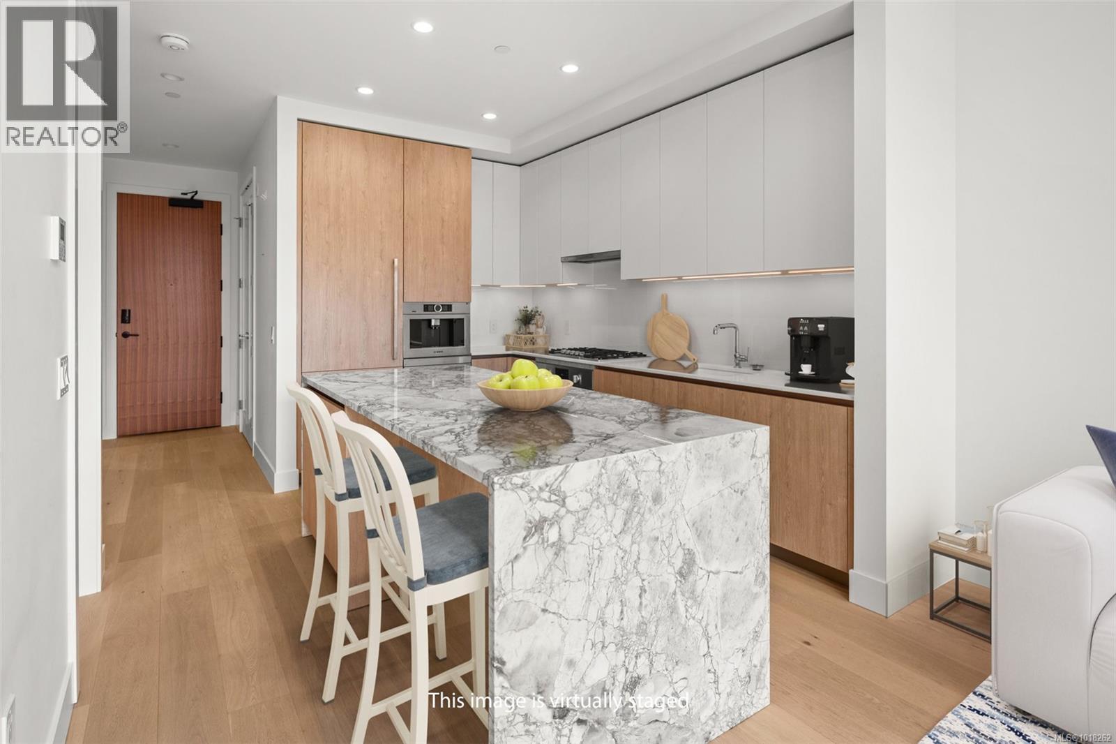 503 888 Government St, Victoria