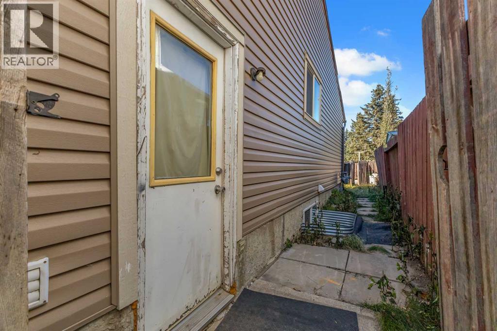 Single Family House Bungalow for Sale in  Castleridge Way NE Castleridge Calgary 