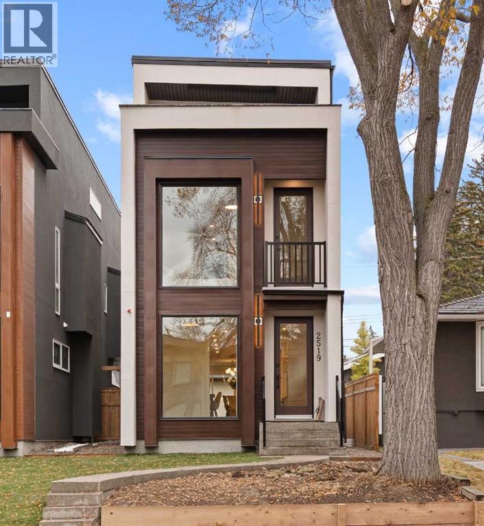 Single Family House for Sale in  A Street SW Richmond Calgary 