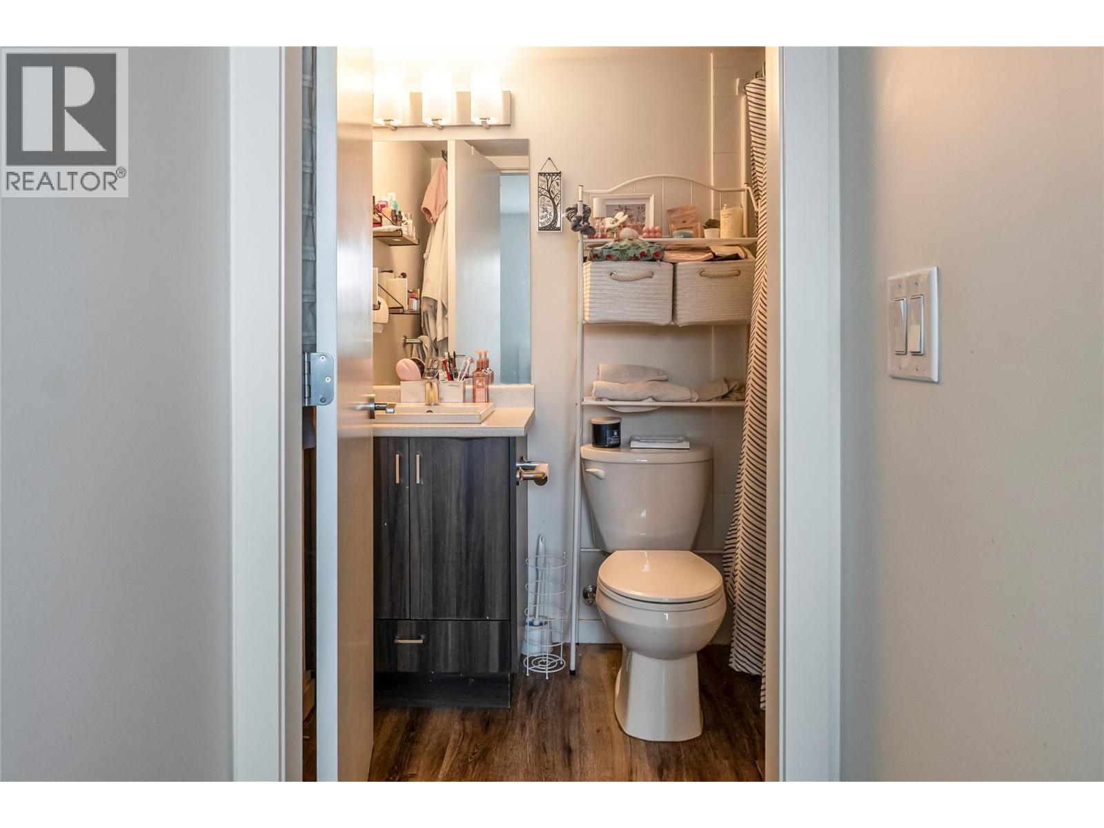 121 655 Academy Way, Kelowna