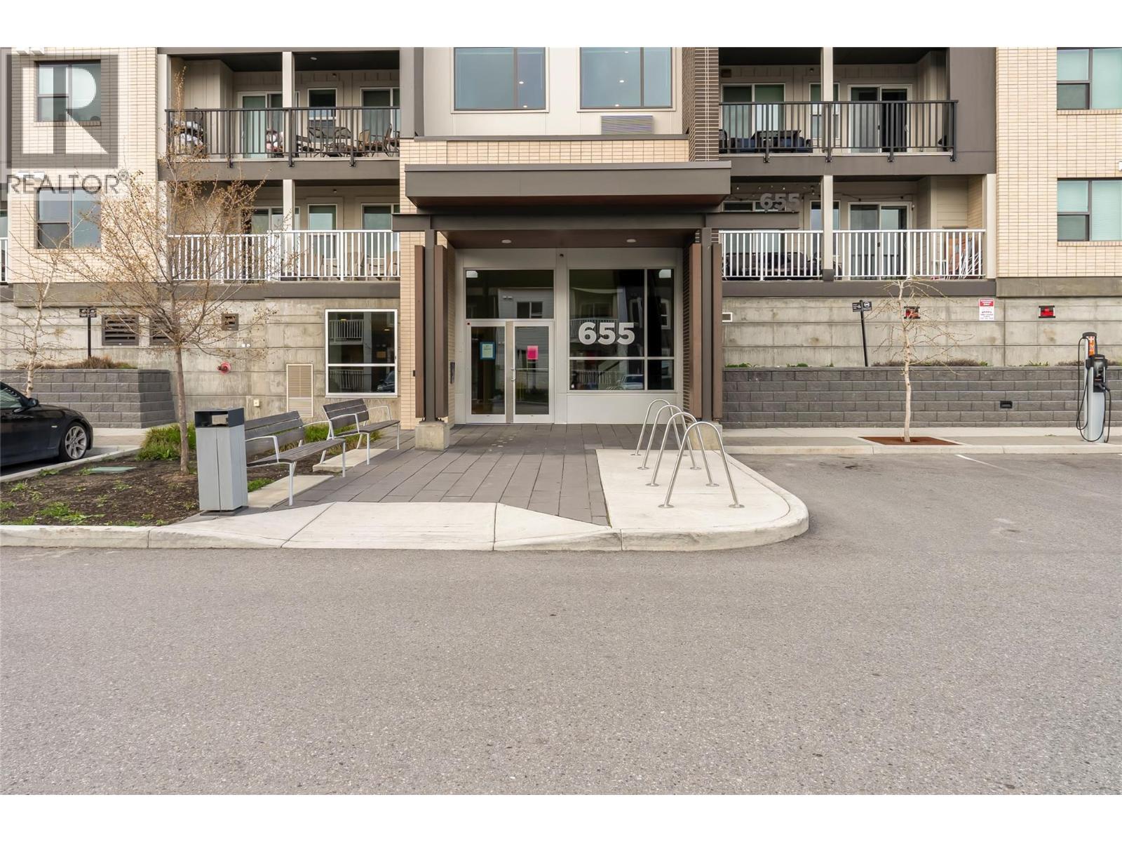 121 655 Academy Way, Kelowna
