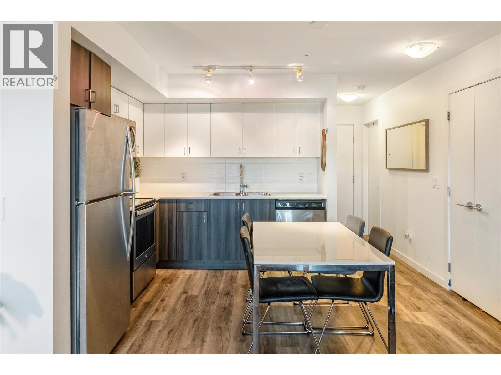 121 655 Academy Way, Kelowna