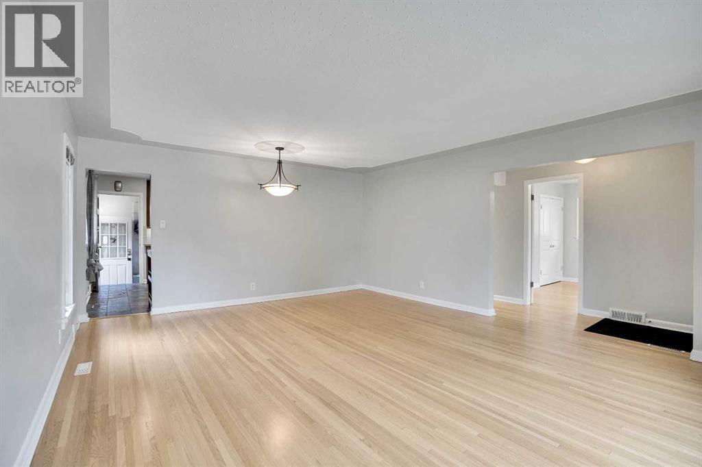 Single Family House Bungalow for Sale in  A Street SW Richmond Calgary 