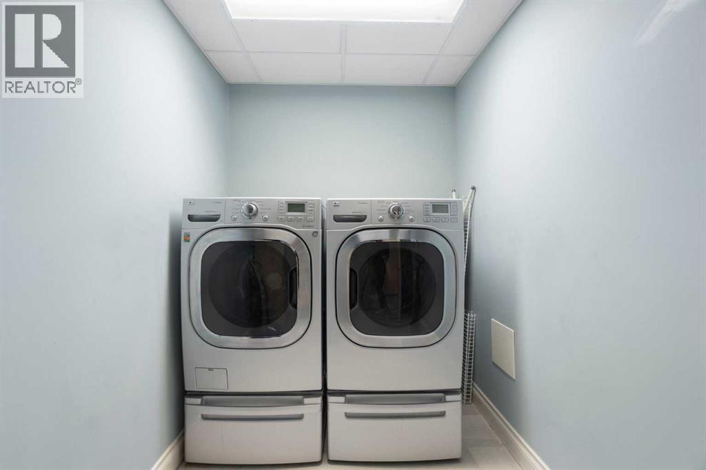 Single Family House for Sale in   Tuscany Boulevard NW Tuscany Calgary 