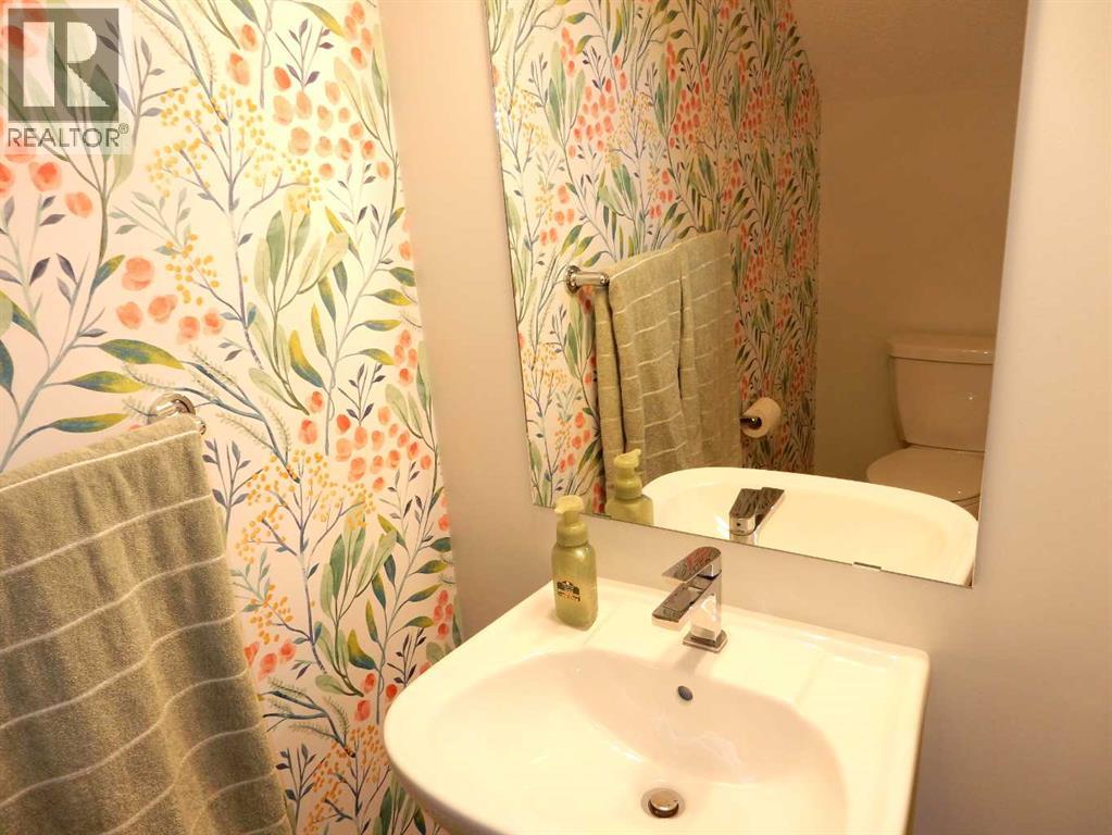 Single Family House for Sale in  Cranbrook Square SE Cranston Calgary 