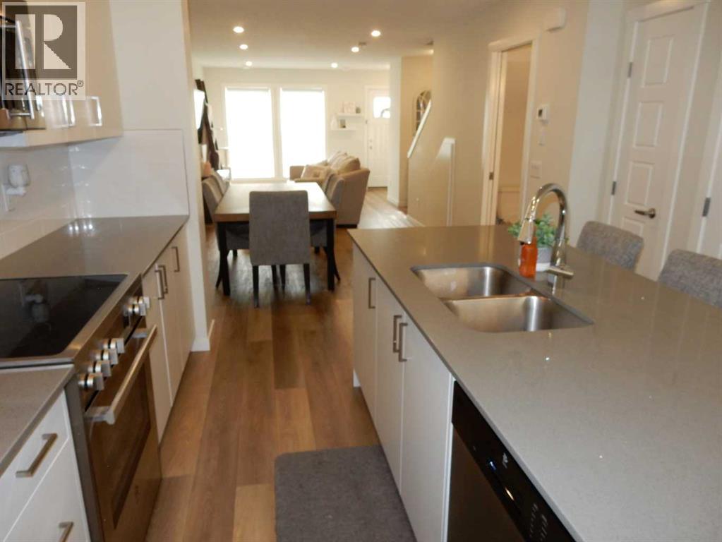 Single Family House for Sale in  Cranbrook Square SE Cranston Calgary 