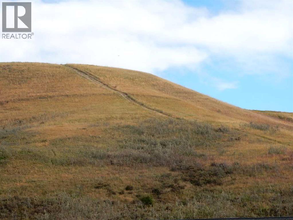 Single Family House for Sale in  Cranbrook Square SE Cranston Calgary 