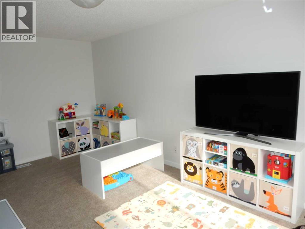 Single Family House for Sale in  Cranbrook Square SE Cranston Calgary 