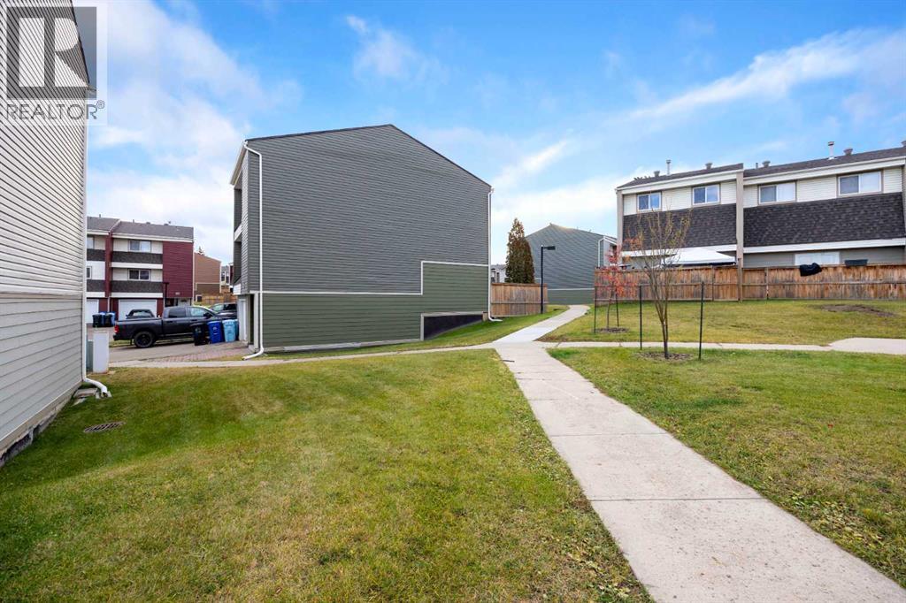 400 Silin Forest Road, Fort McMurray