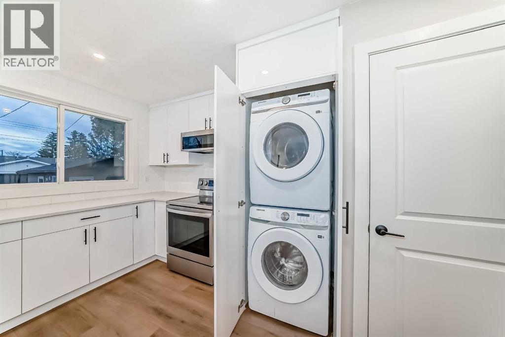 Single Family House 4 Level for Sale in  Penbrooke Drive SE Penbrooke Meadows Calgary 