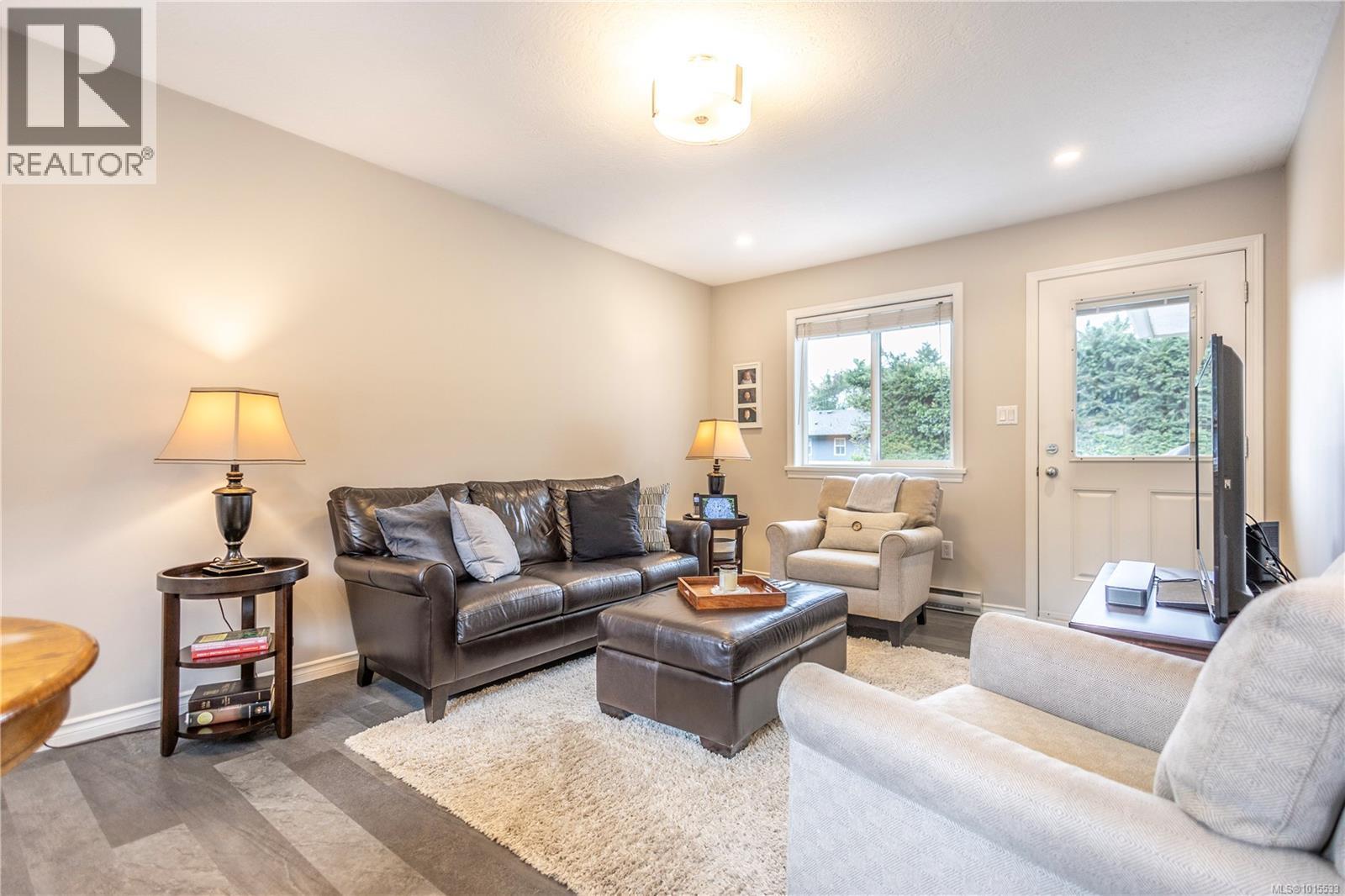  1331 Glenridge Drive, Langford
