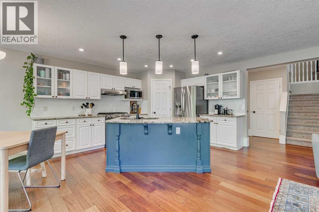 Single Family House for Sale in  Chapalina Place SE Chaparral Calgary 