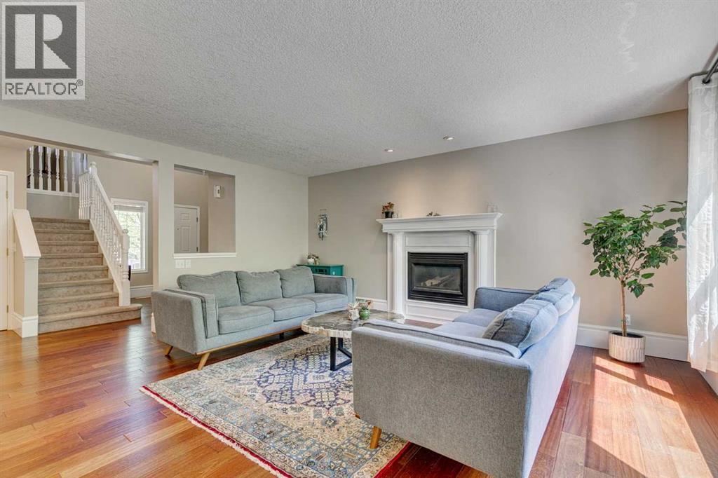 Single Family House for Sale in  Chapalina Place SE Chaparral Calgary 