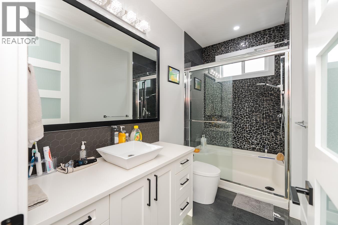 2883 ANDRES ROAD, Prince George