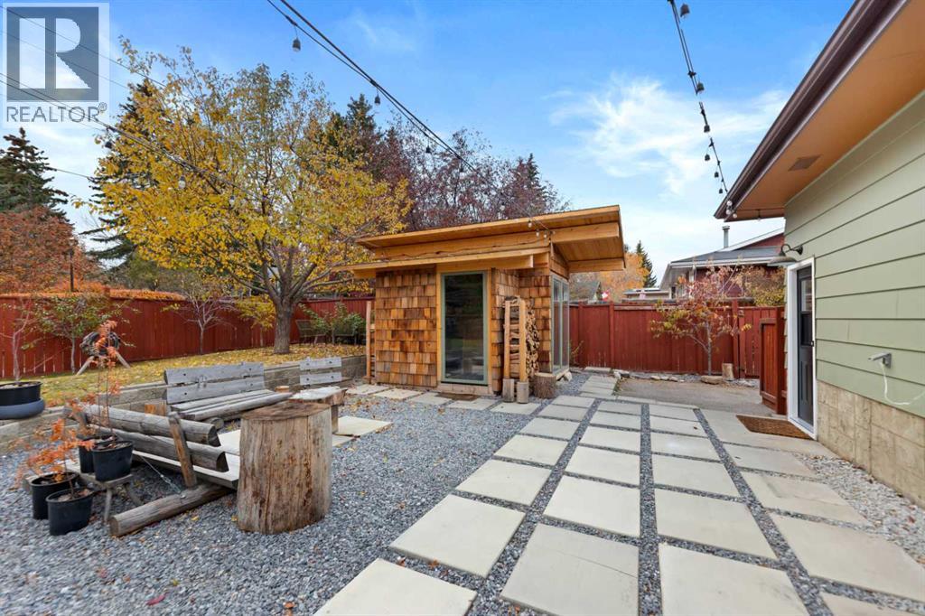 Single Family House Bungalow for Sale in  Dalhart Road NW Dalhousie Calgary 