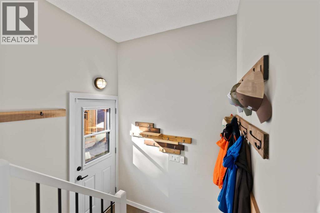 Single Family House Bungalow for Sale in  Dalhart Road NW Dalhousie Calgary 
