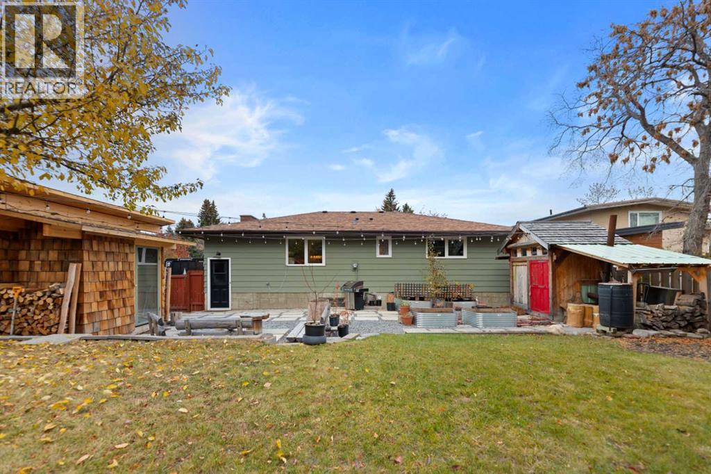 Single Family House Bungalow for Sale in  Dalhart Road NW Dalhousie Calgary 