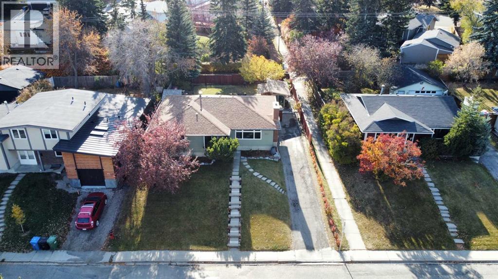 Single Family House Bungalow for Sale in  Dalhart Road NW Dalhousie Calgary 