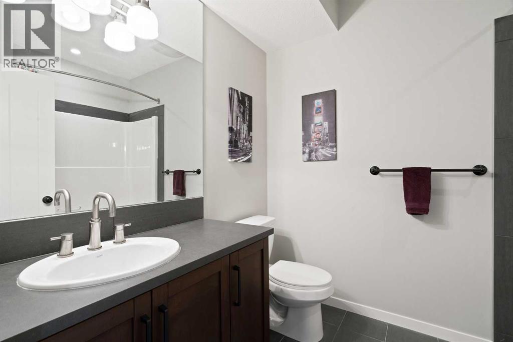219 River Heights Green South, Cochrane