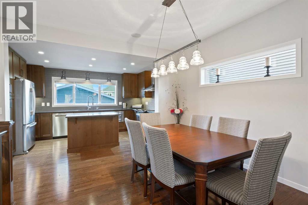 219 River Heights Green South, Cochrane
