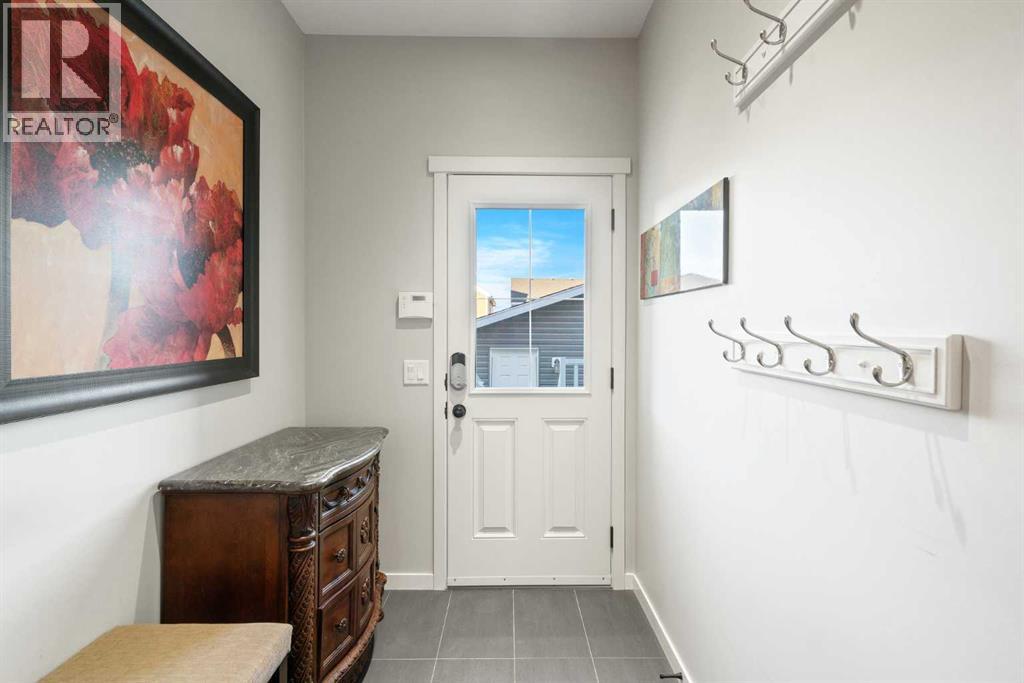 219 River Heights Green South, Cochrane