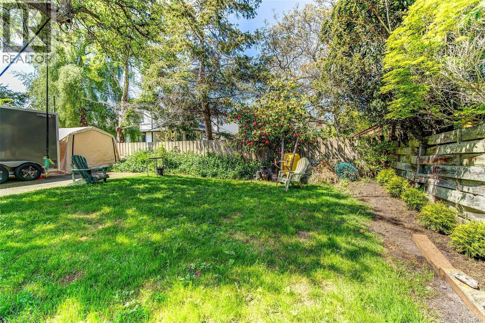 156 Joseph St, Victoria