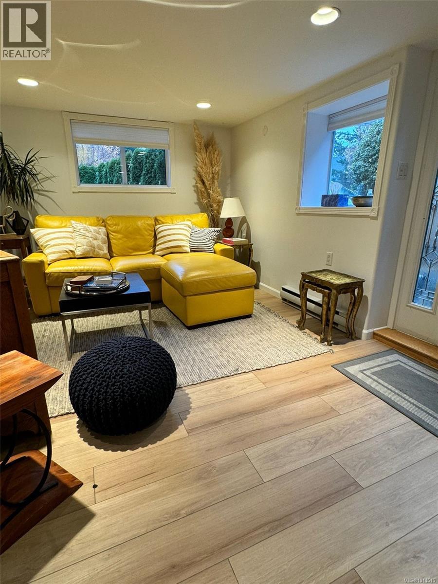 156 Joseph St, Victoria