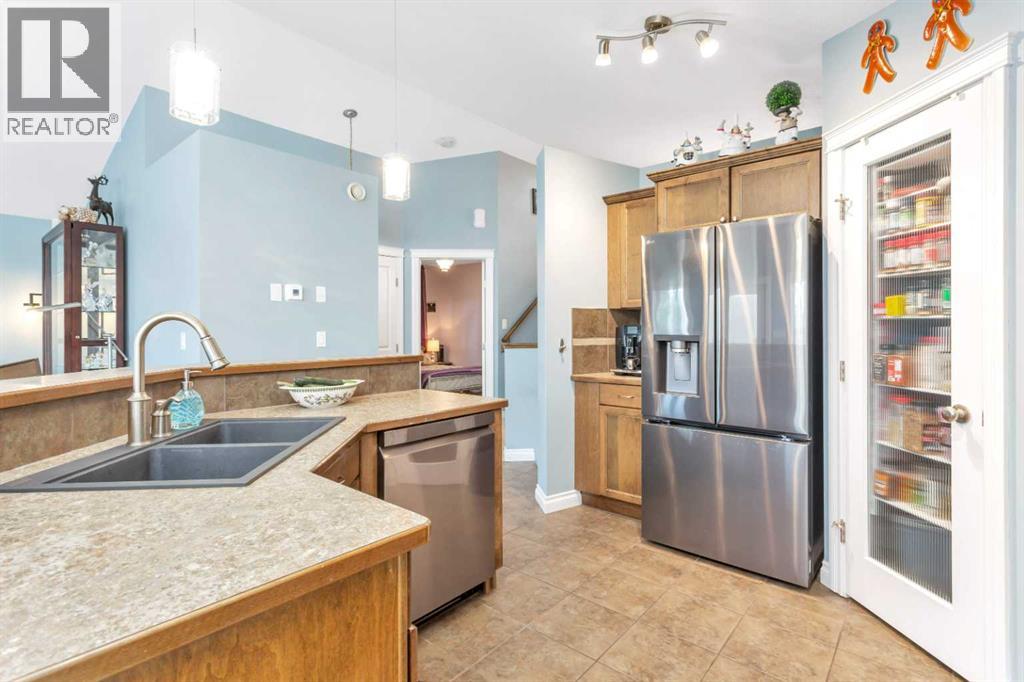 5 Heritage Drive, Penhold