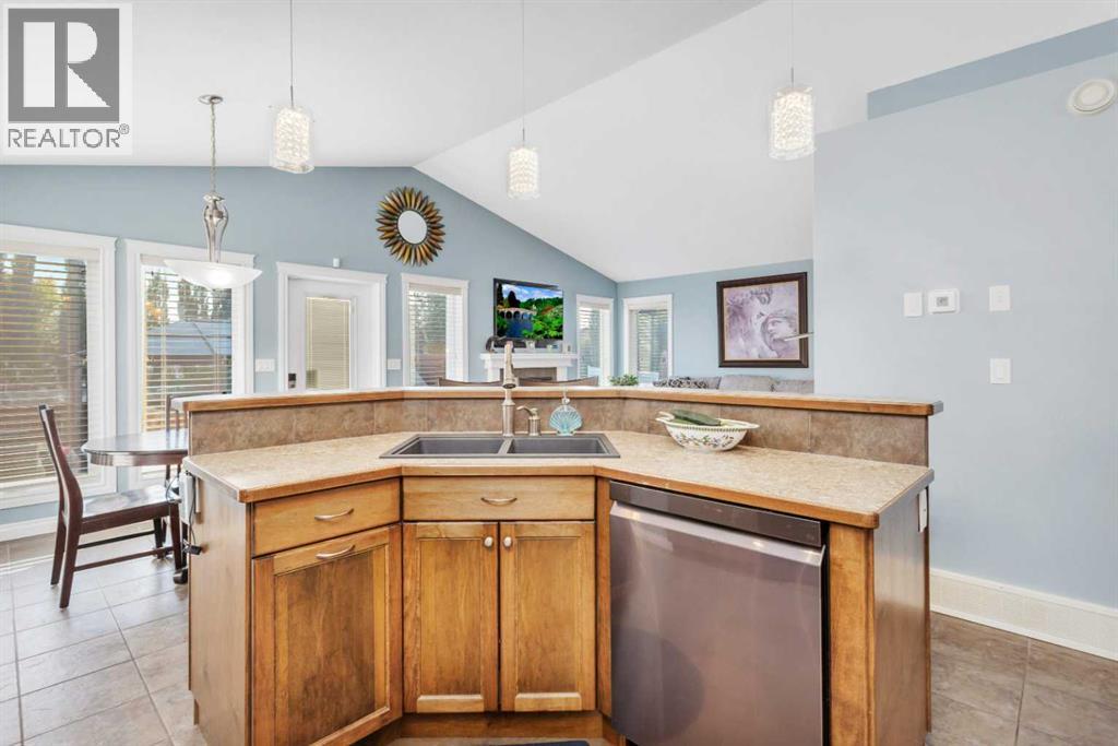 5 Heritage Drive, Penhold