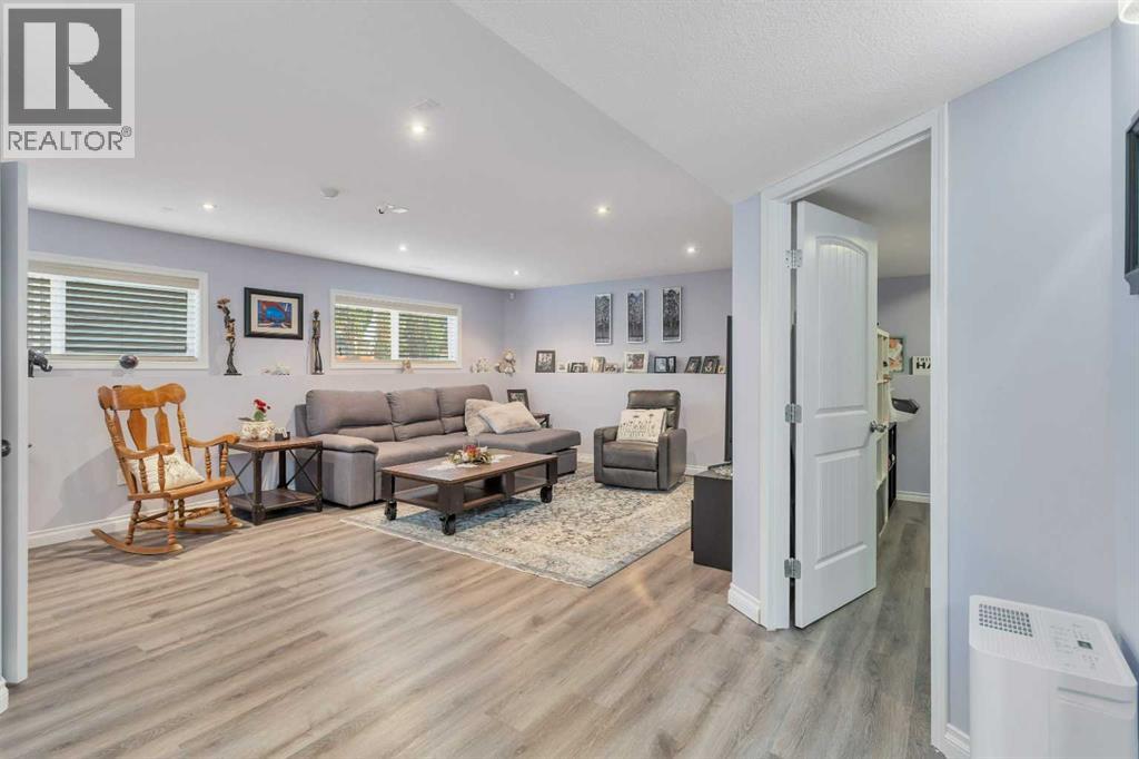 5 Heritage Drive, Penhold