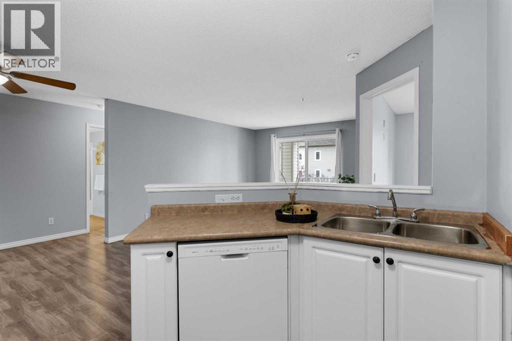 Single Family House for Sale in   Somervale Court SW Somerset Calgary 