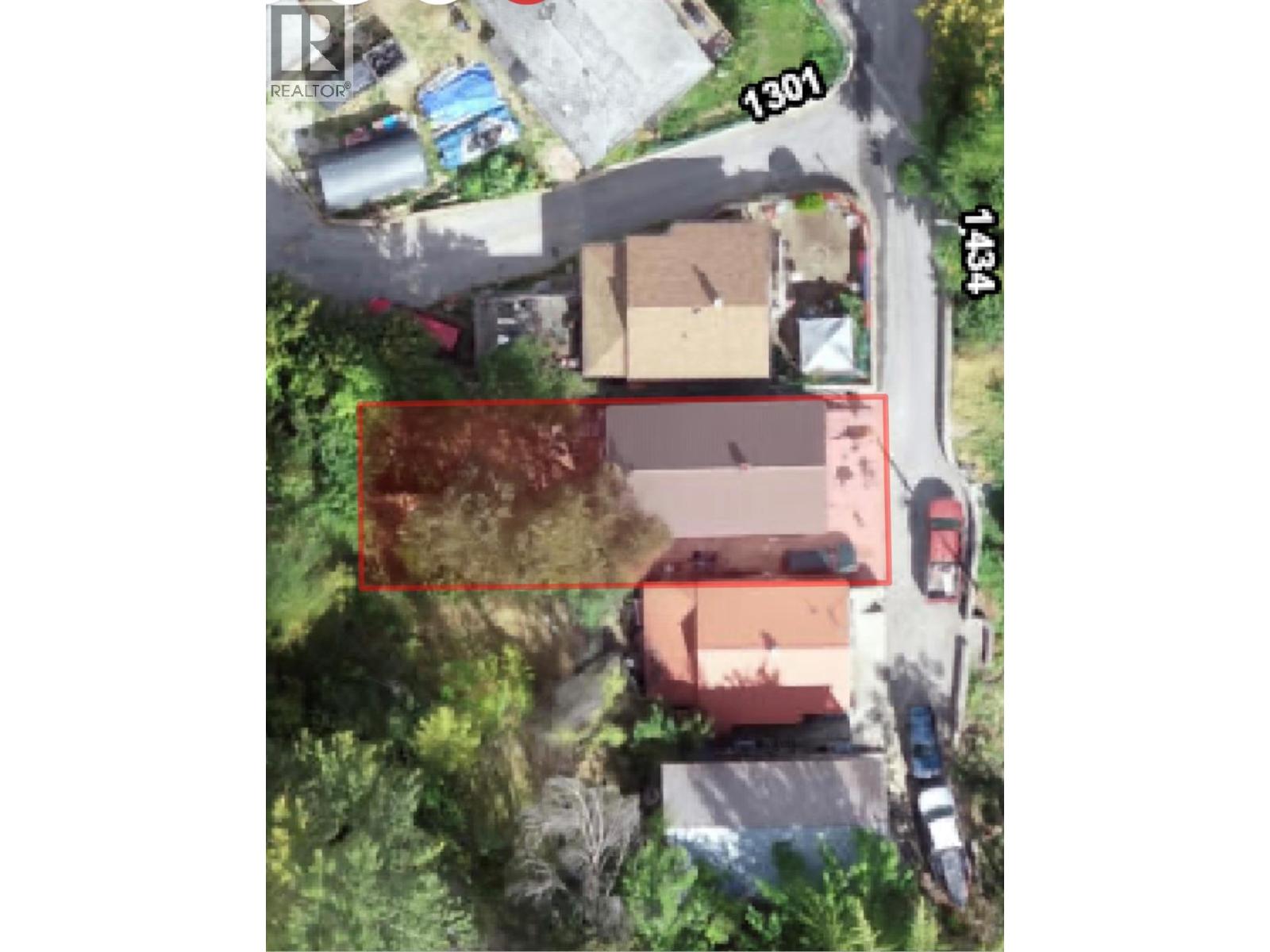 1442 Tamarac Avenue, Trail