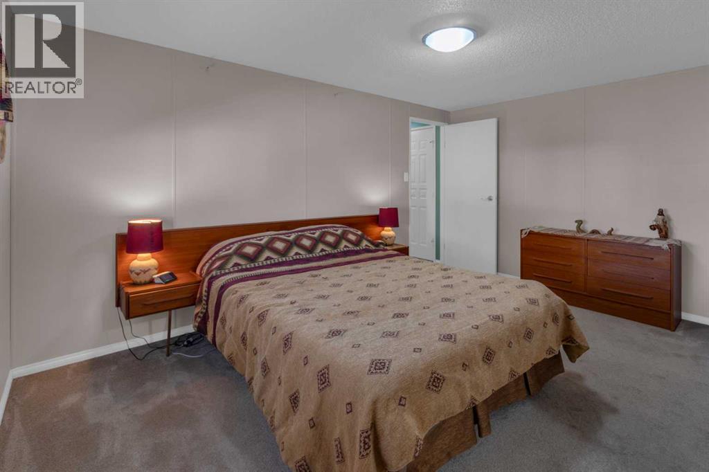 Single Family House Mobile Home for Sale in   Arbour Lake Road NW Arbour Lake Calgary 