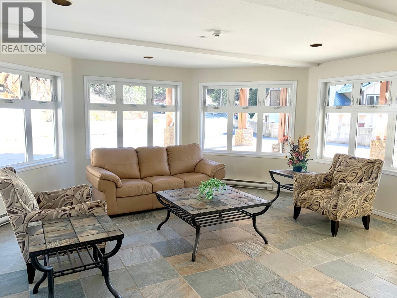 550 RAINBOW Drive Unit# 207, Kaslo